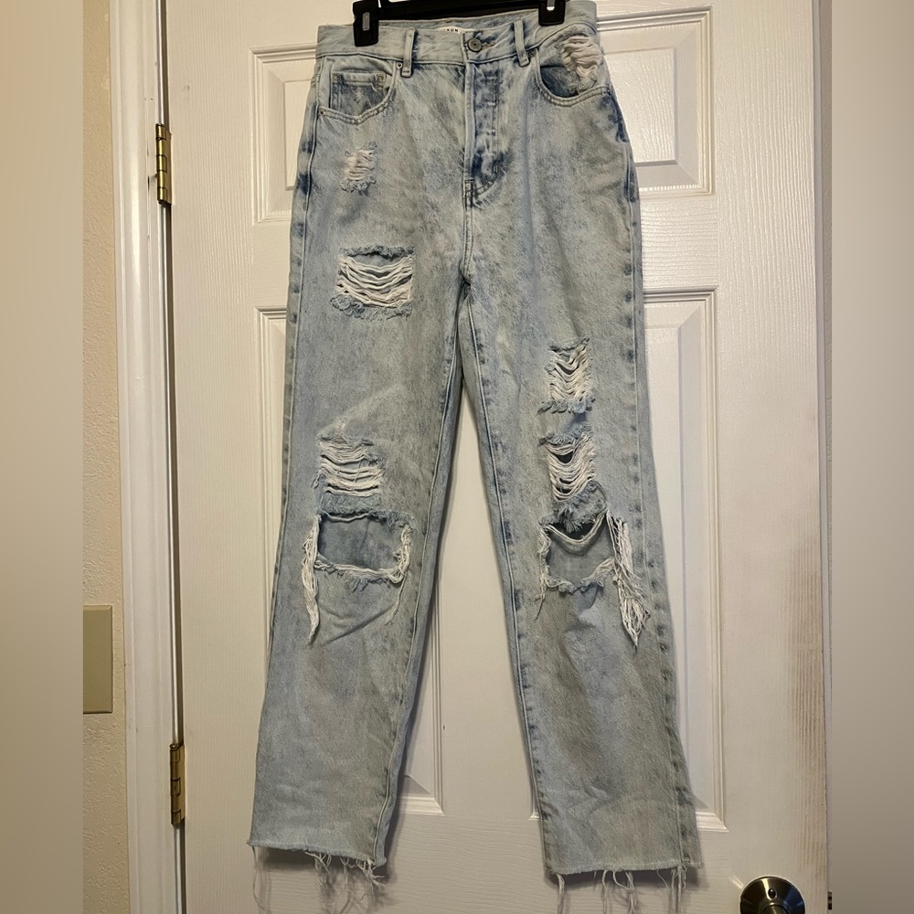 Pacsun high rise straight light wash distressed ripped knee frayed jeans 24